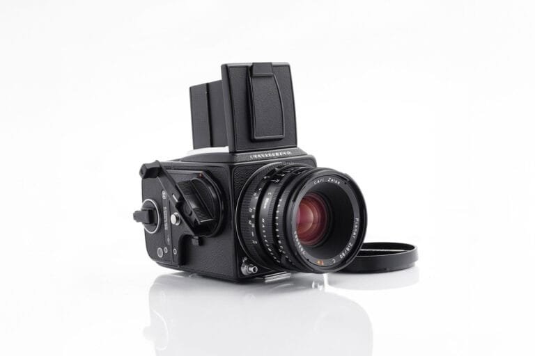 Hasselblad 500 C/M avec un objectif Carl Zeiss Planar 80mm