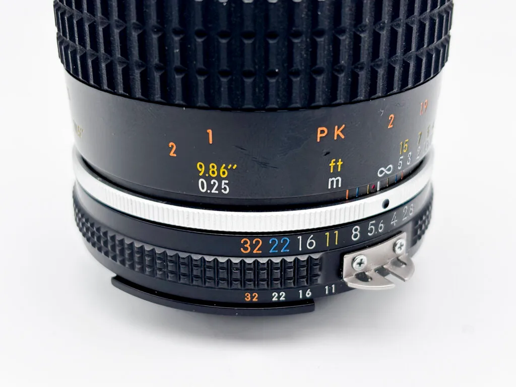 Micro-Nikkor 55mm f/2.8 : un objectif polyvalent et rassurant en argentique