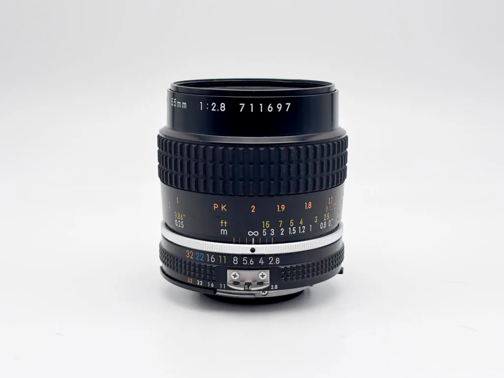 Micro-Nikkor 55mm f/2.8 : un objectif polyvalent et rassurant en